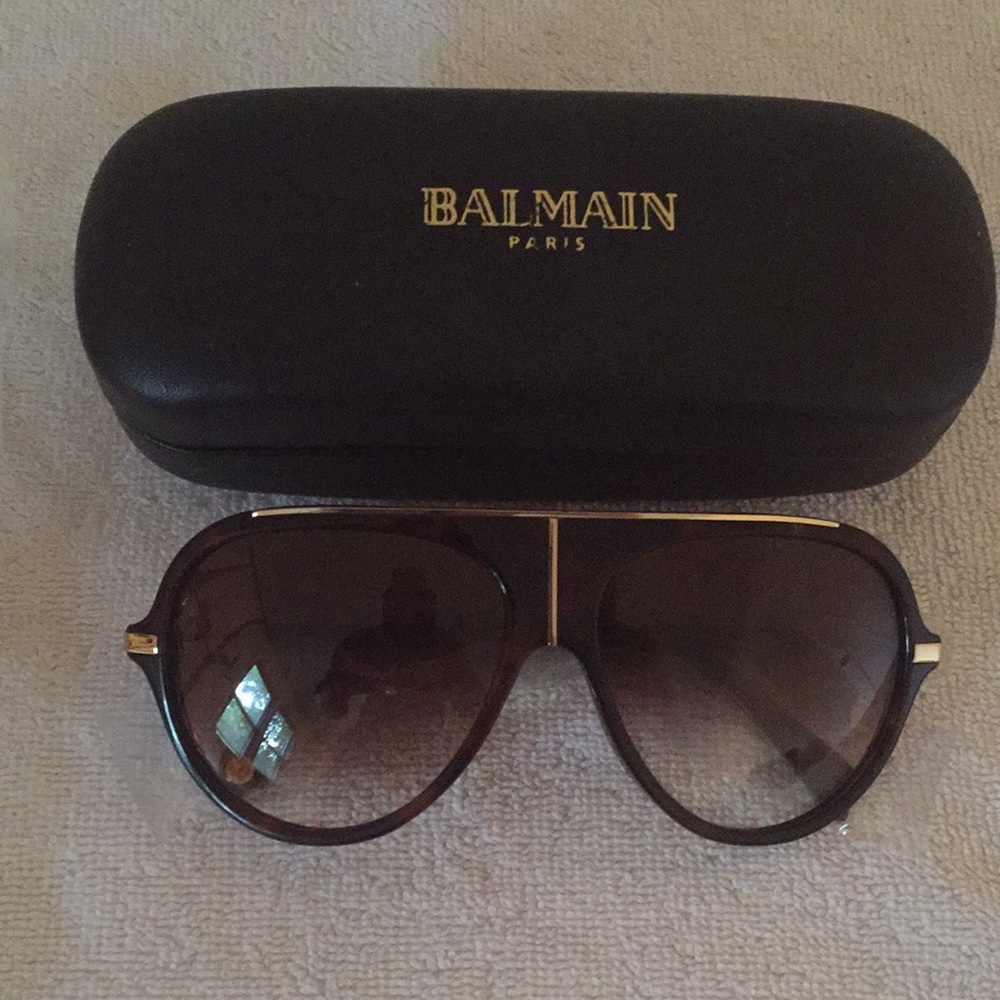 New Balmain Men Sunglasses, Dark Tortoise.